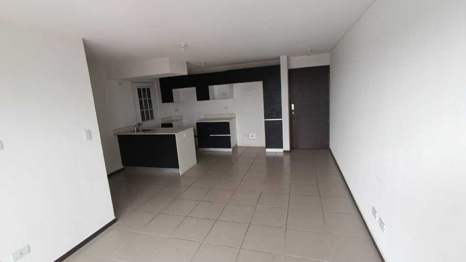 Venta de apartamento de 2 habitaciones PARQUE 11 - Miniatura 2