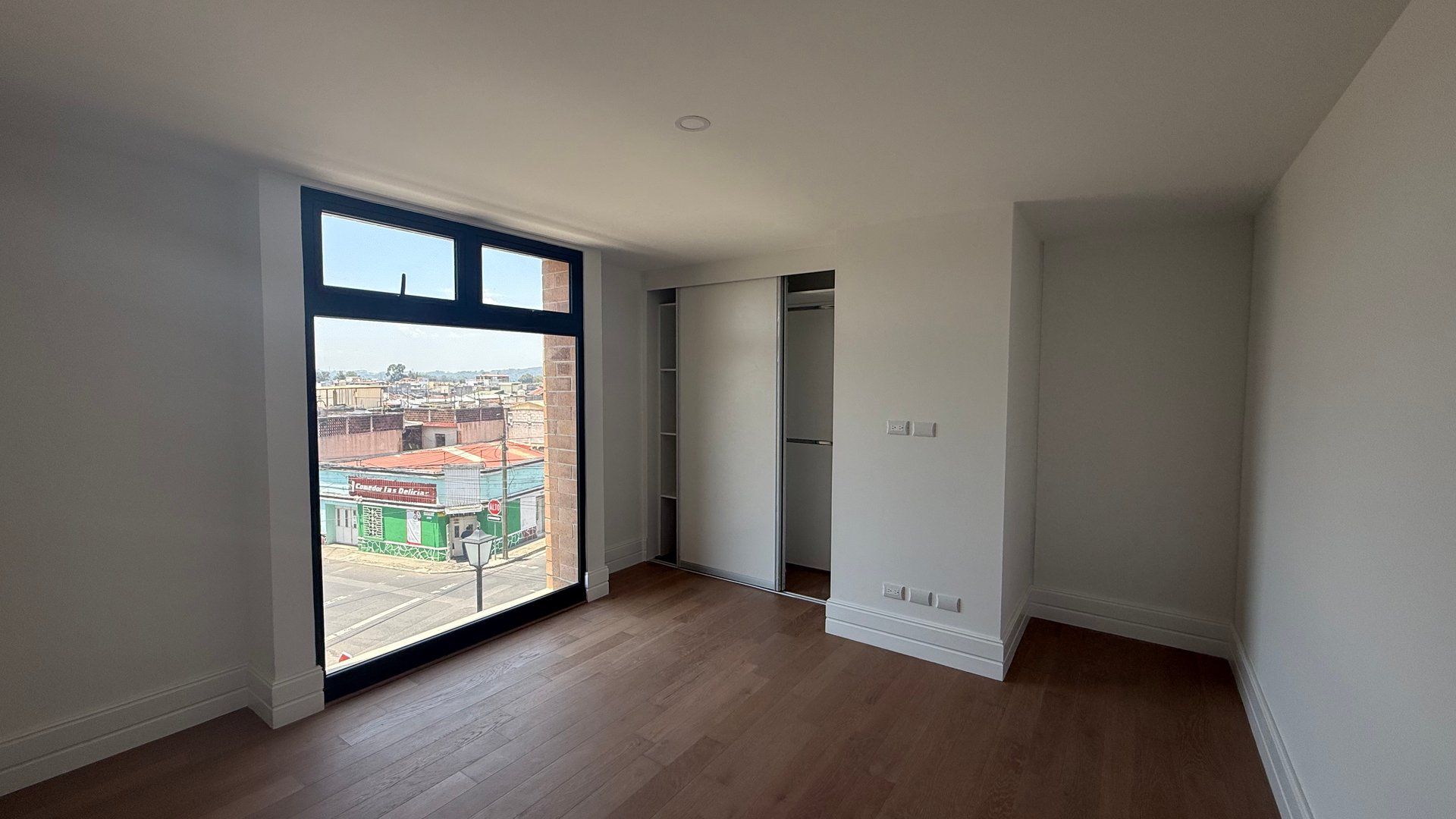 Apartamento de 3 habitaciones en Renta en Céntrico zona 5. - Miniatura 4