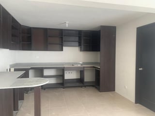 📍 CASA EN RENTA – 4 HAB. + ESTUDIO | VERDEA ARRAZOLA | KM 16.5 - 2