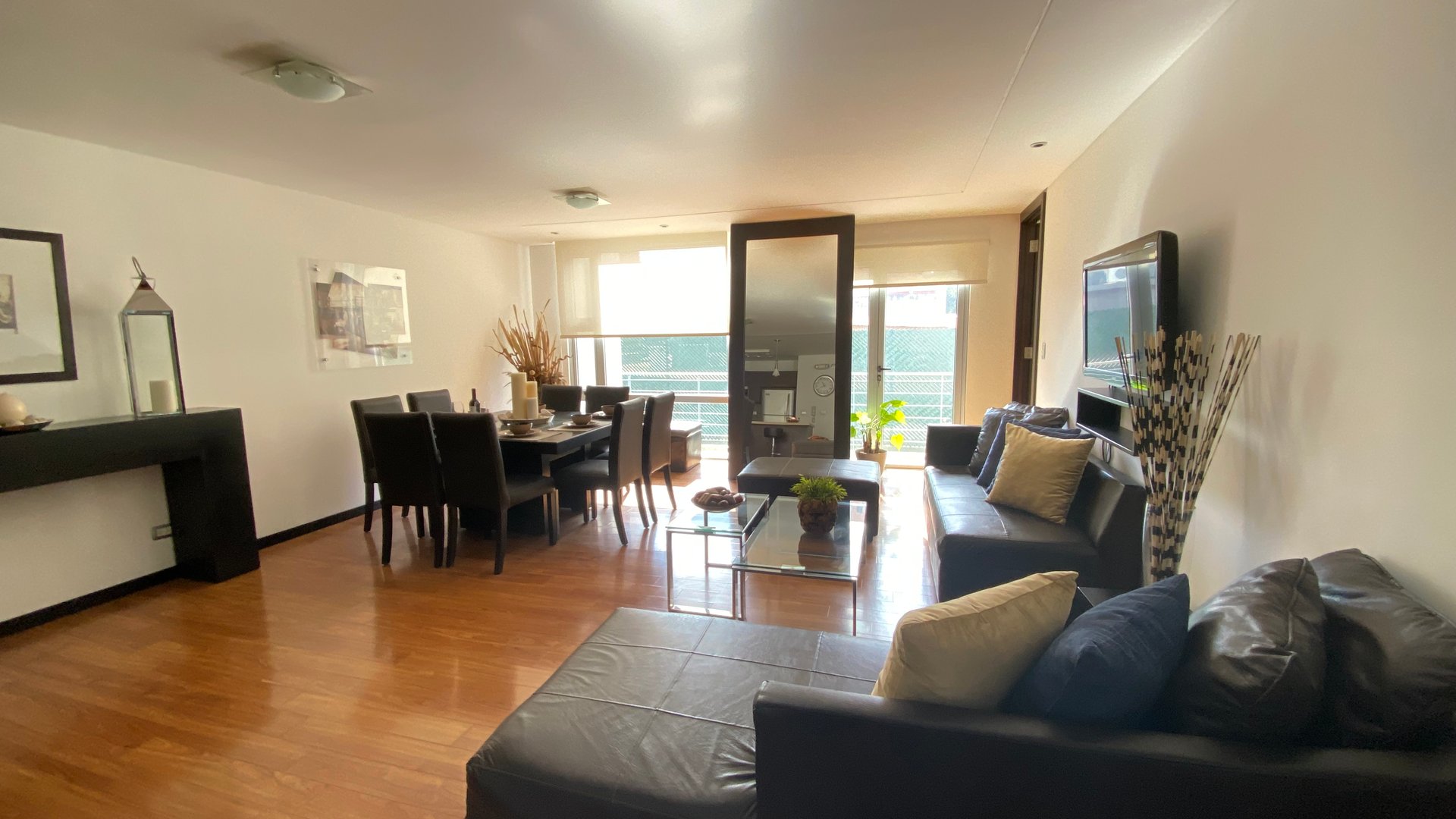 Apartamento en alquiler amueblado de 2 habs. Torre 14, zona 14