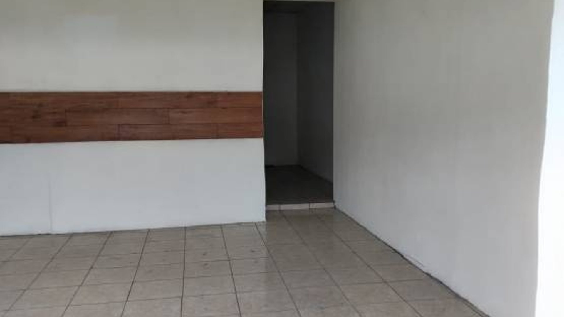 Local en Renta, Zona 07 (R10424) - Miniatura 4