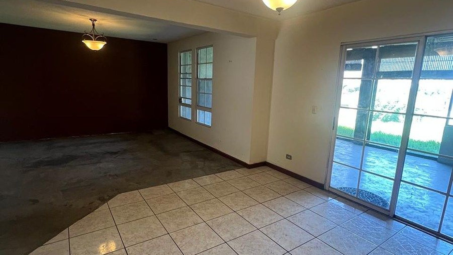 Casa en venta Zona 13 - Miniatura 2