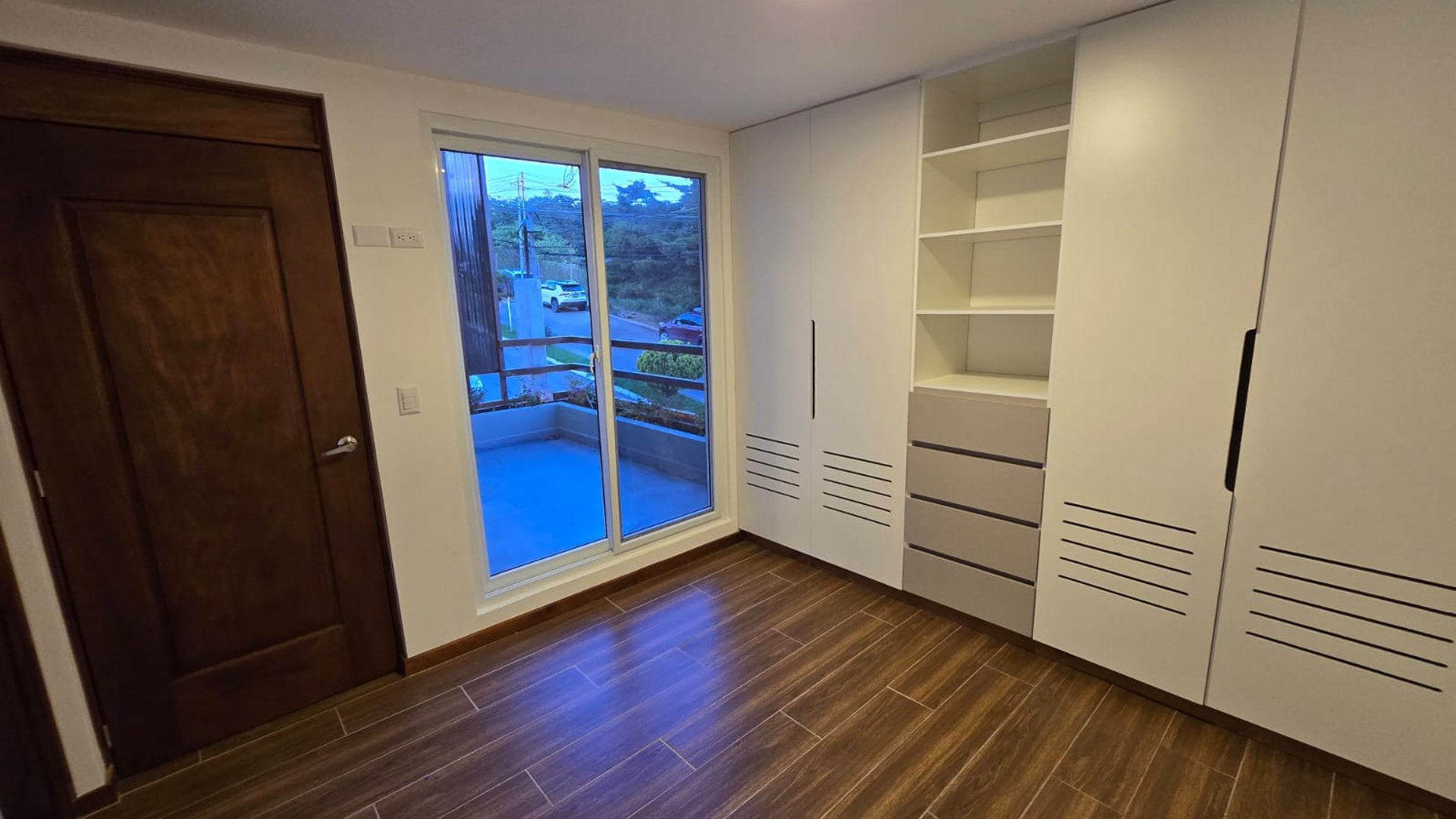 VENDO CASA EN ZONA 12 VIENTOS DEL VALLE - Miniatura 11