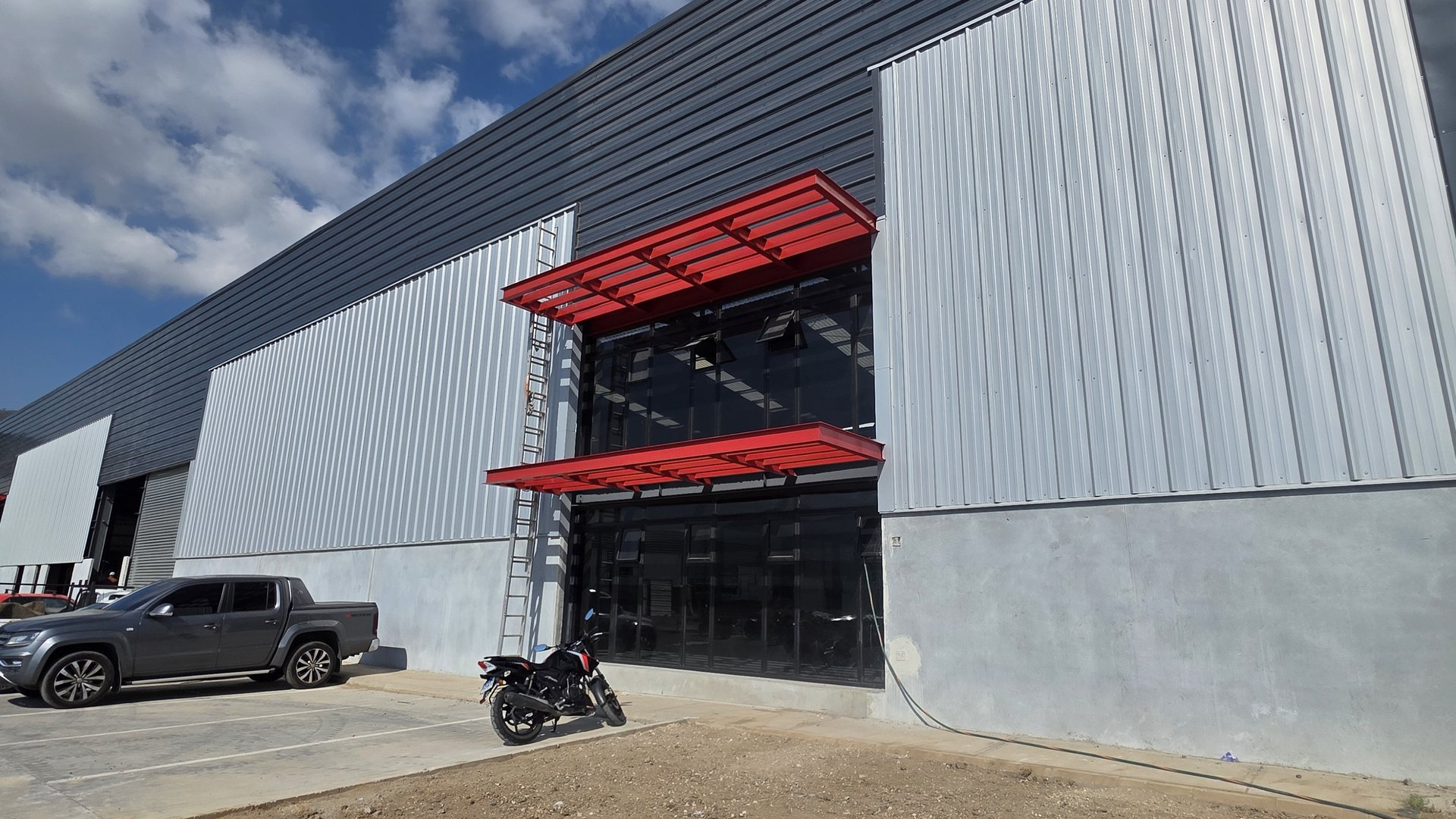 En venta Ofibodega en Parque Industrial de Amatitlan