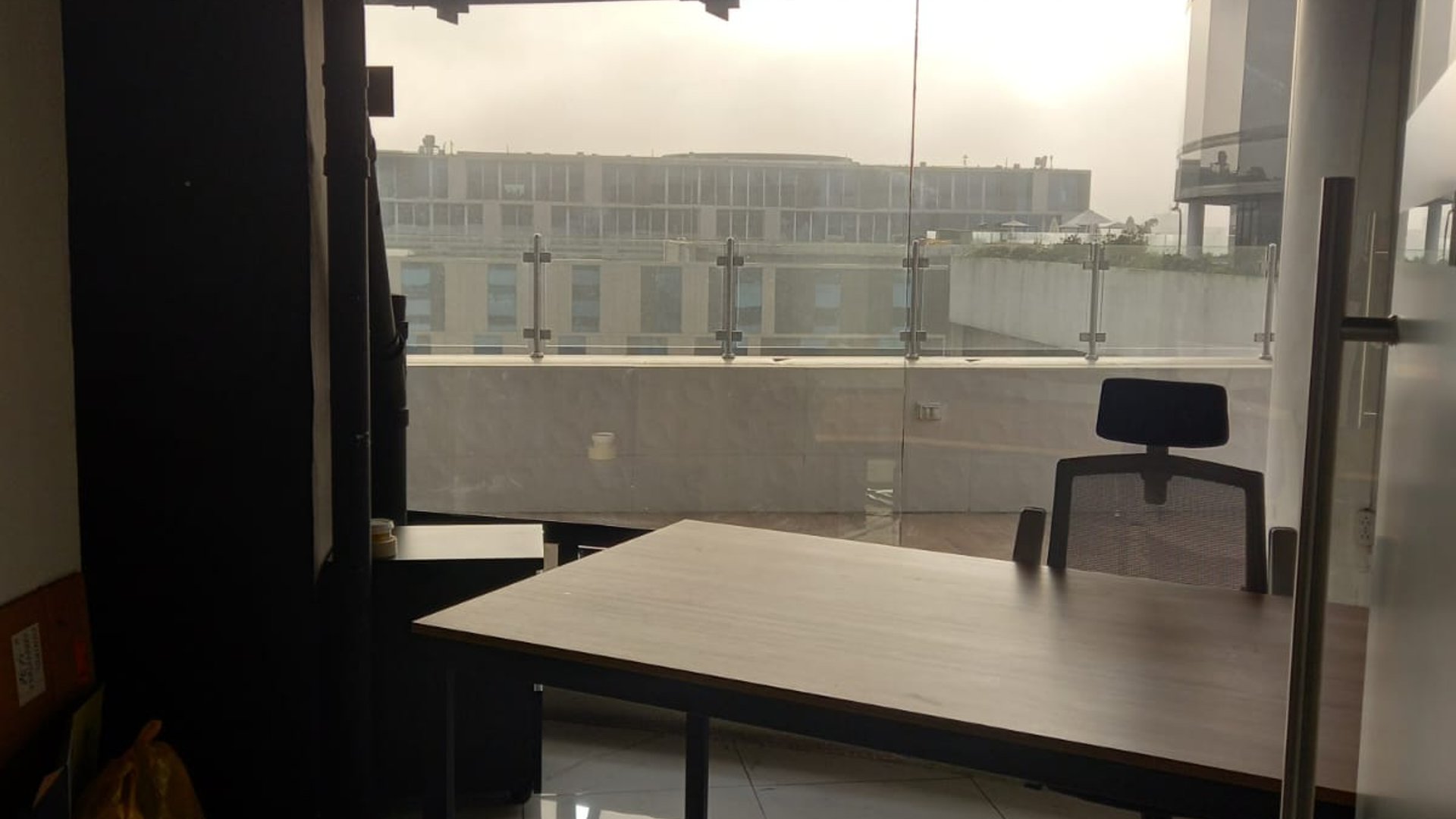 Oficina privada en Renta en Edificio Geminis