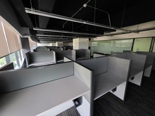 Oficina en renta area céntrica zona 13 ideal para Call Center Ref-5287 - 3