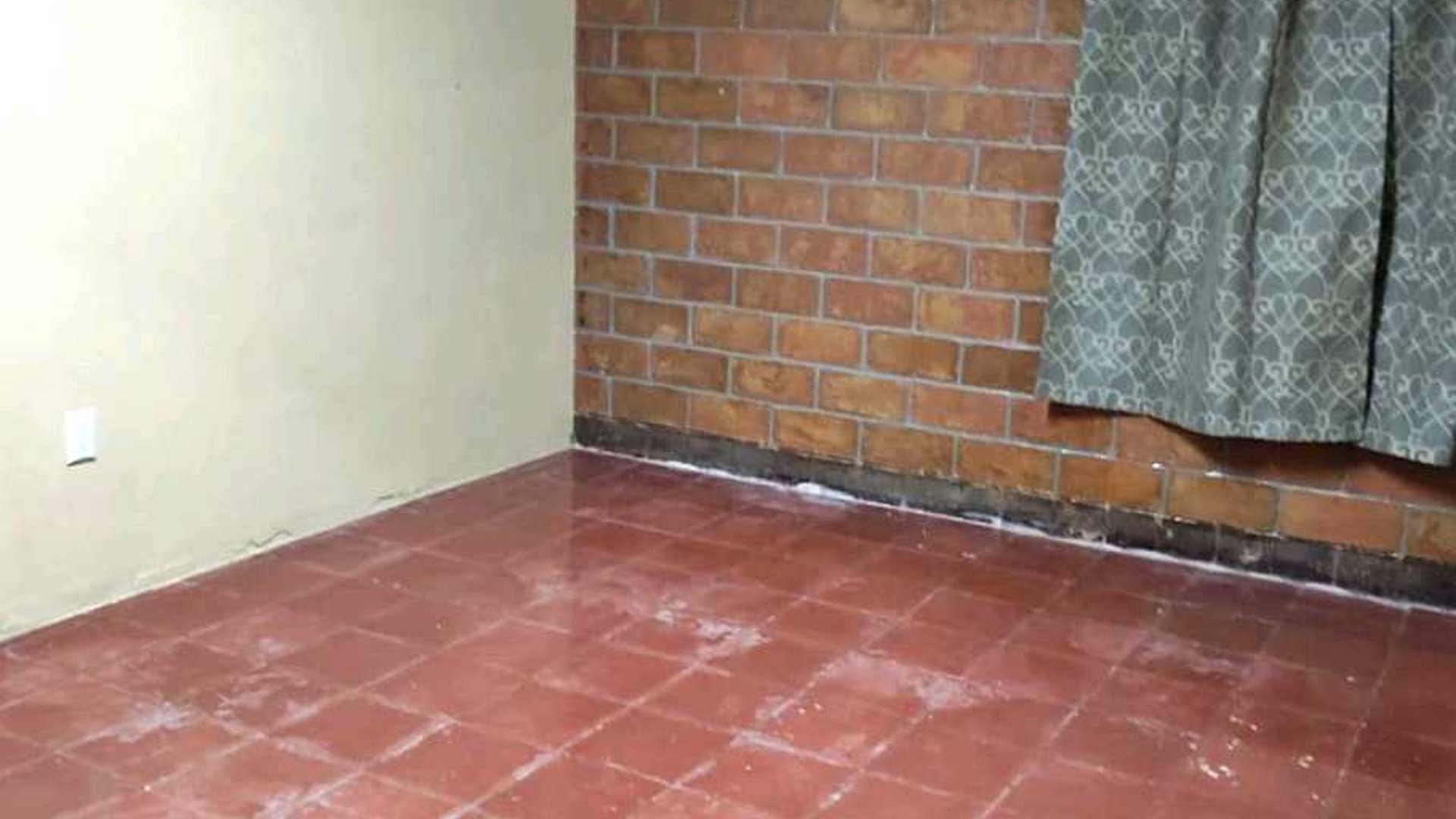 CASA EN VENTA????Jardines de Tikal 3, Zona 7 - Miniatura 6