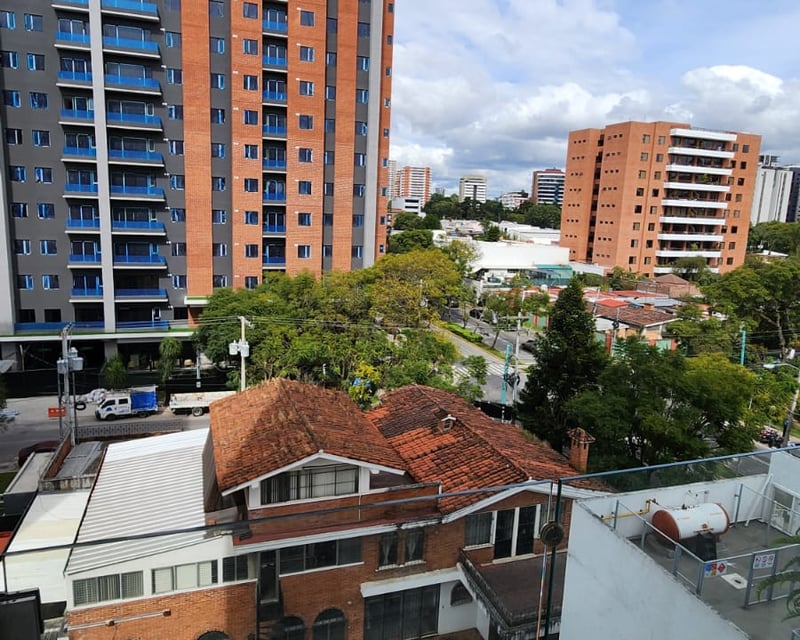📍 APARTAMENTO EN VENTA – EDIFICIO NARAMA | ZONA 13