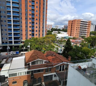 📍 APARTAMENTO EN VENTA – EDIFICIO NARAMA | ZONA 13