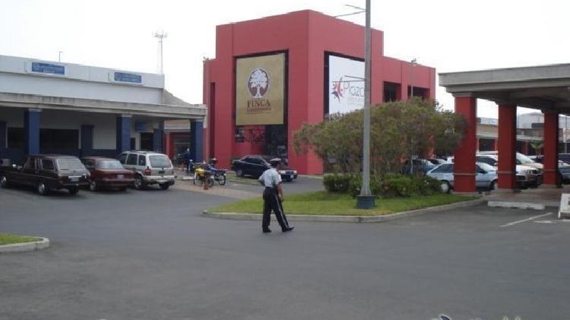 Local en área de food court en Plaza Comercial de Villa