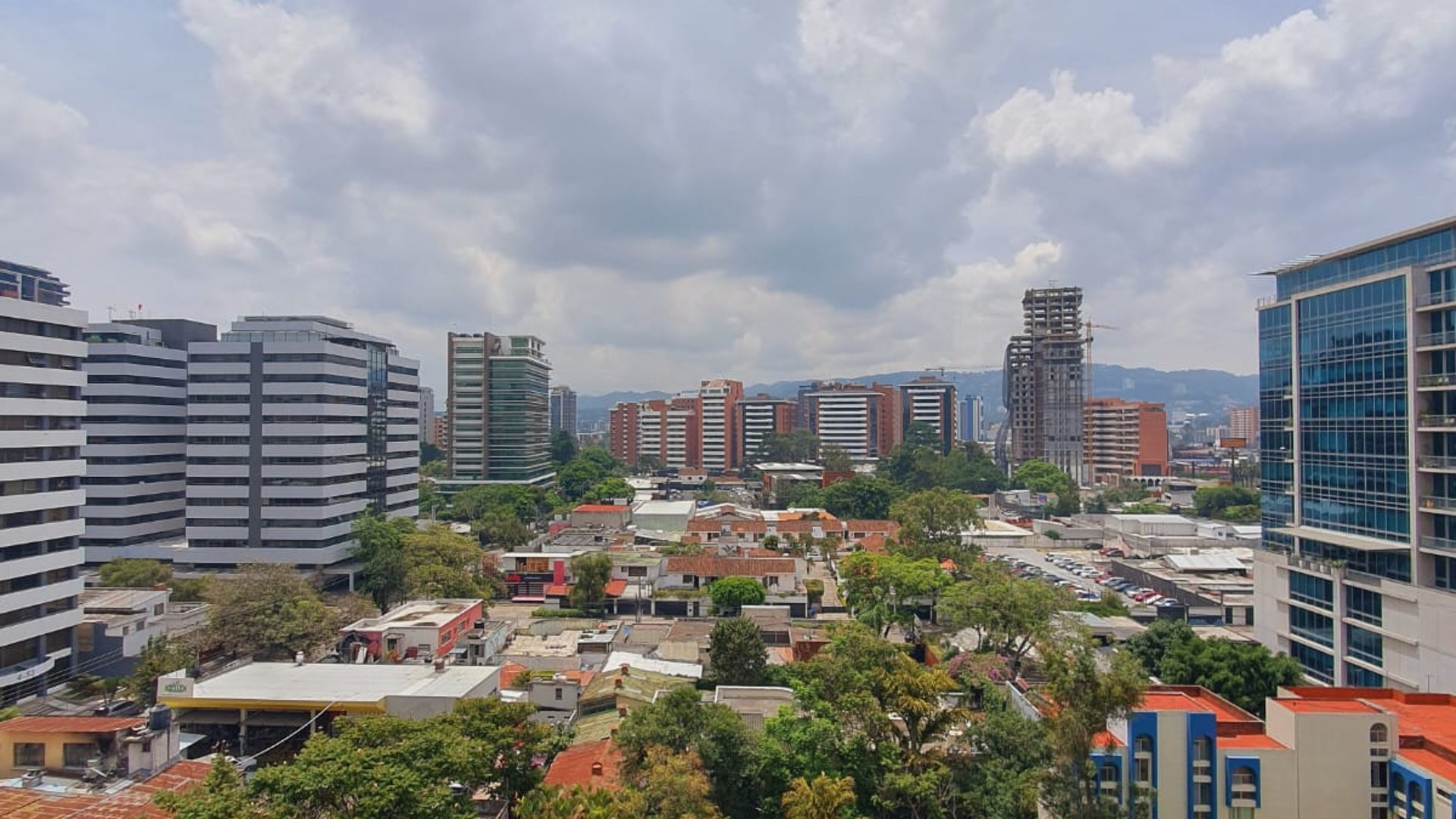 Apartamento en Venta, Zona 10 (V10077) - Miniatura 15