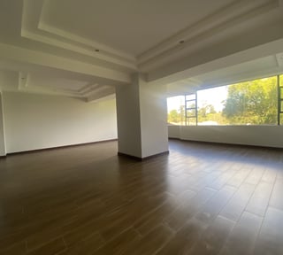Apartamento en Venta Edificio Milenia, zona 10