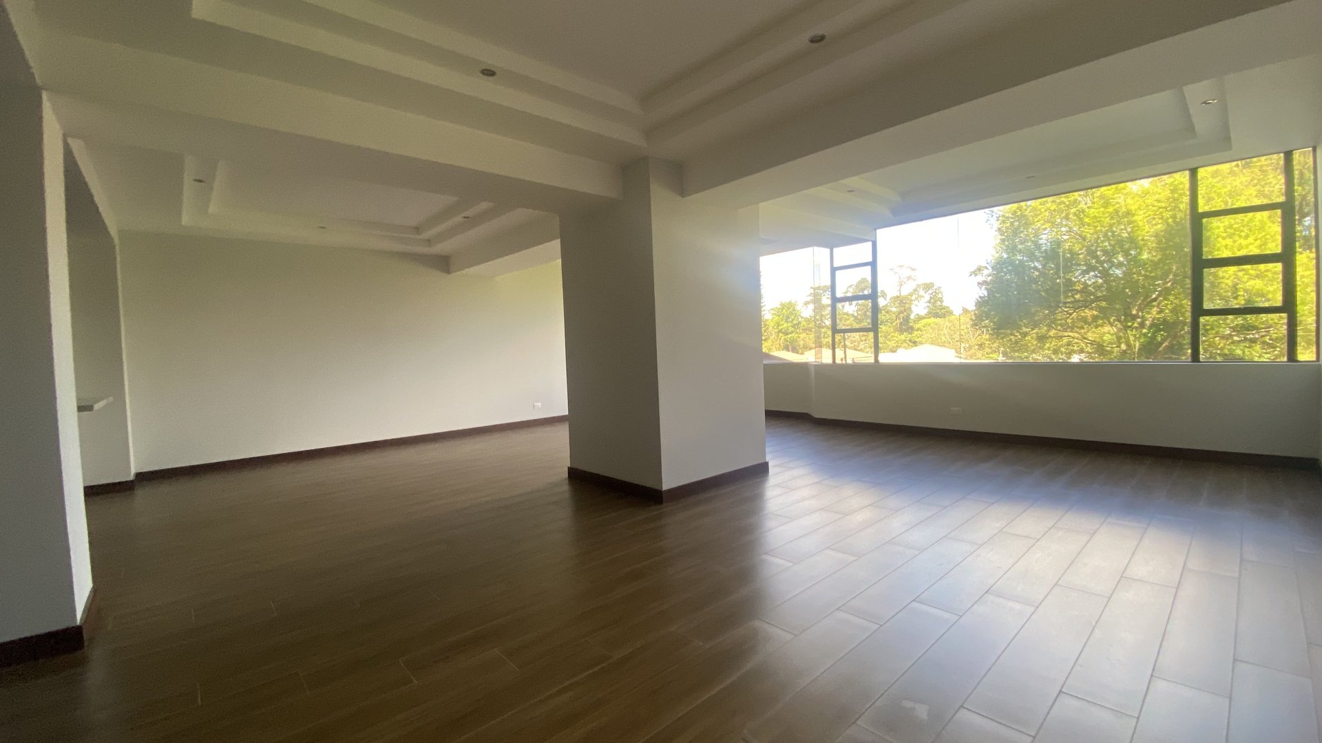 Apartamento en Venta Edificio Milenia, zona 10
