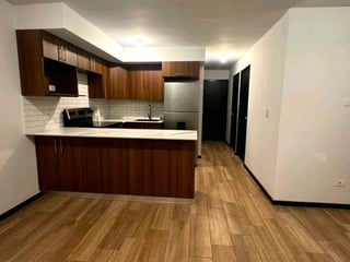 APARTAMENTO EN ALQUILER 📍 Edificio Bari , Km 18.5 CAES - 4