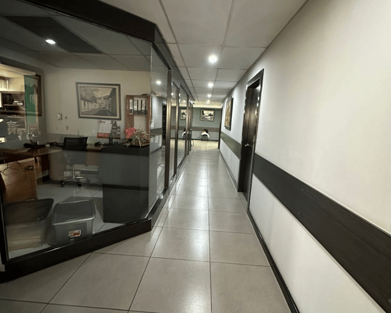 Oficina Premium en Venta en Zona 10 - 400m2