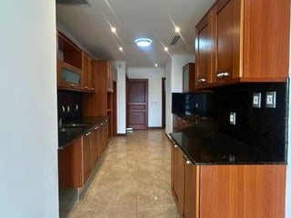 📍 APARTAMENTO EN ALQUILER – EDIFICIO TADEUS | ZONA 14 - 4