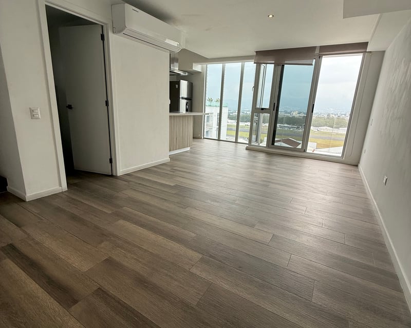 Apartamento en venta zona 13 en Narama con vista única al aeropuerto