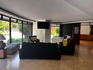 📍 APARTAMENTO EN VENTA – 2 HAB + BALCÓN | EDIFICIO PIEMONTE | ZONA 14 - 3