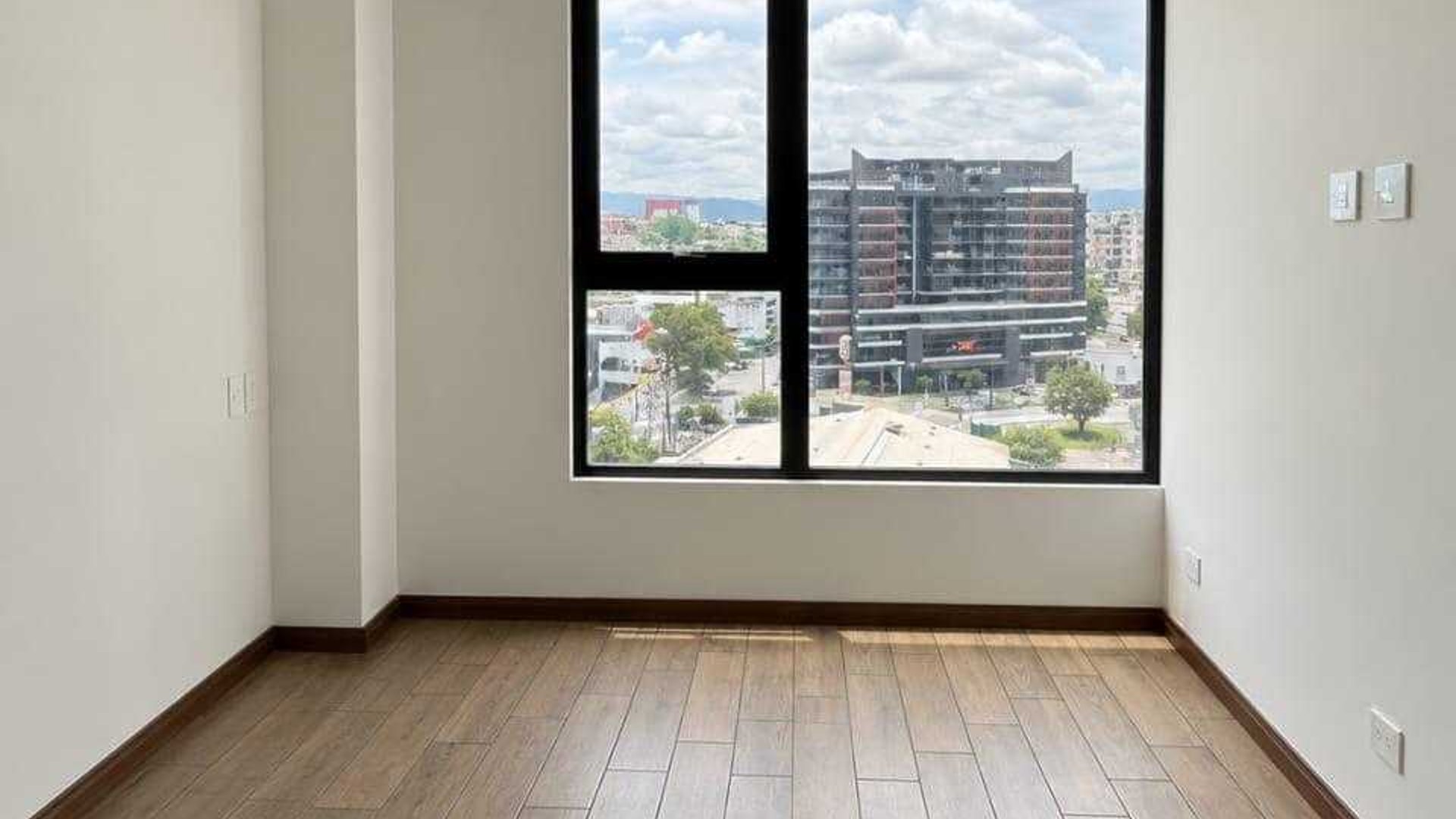 APARTAMENTO EN ALQUILER ????Edificio Inara, Zona 4 - Miniatura 7