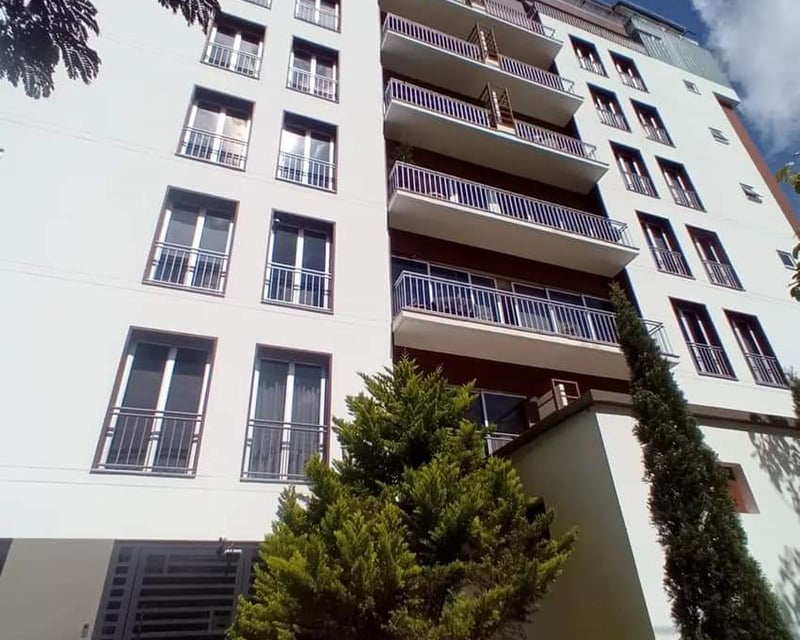 Alquilo apartamento amueblado y equipado en zona 15 Vista Hermosa I