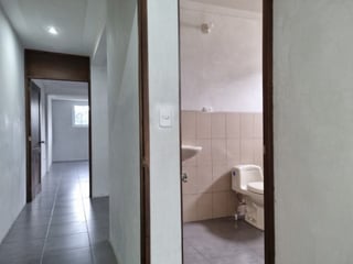Casa en Venta para Oficinas Roosevelt Z2 Mixco - Image 18
