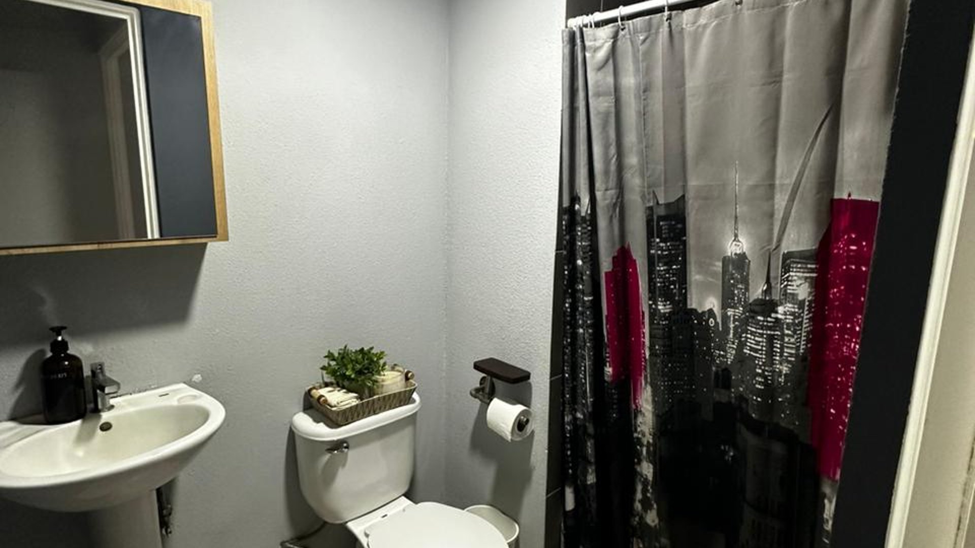 Apartamento en Venta Edificio Atzul, Zona 21 - Miniatura 12