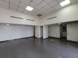 RENTA Casa Comercial Zona 6 - 5