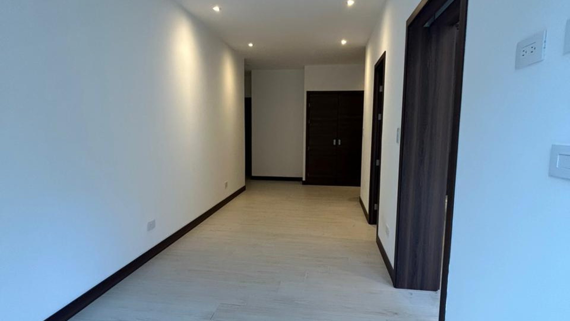 Apartamento en Renta con excelnte vista en zona 15 VH III