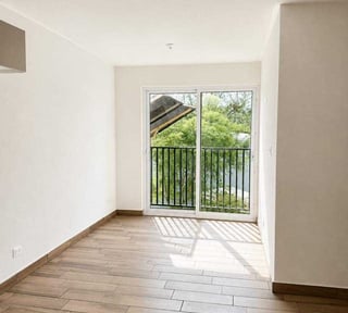 APARTAMENTO EN AlQUILER 📍 Edificio Lares 17, Zona 17