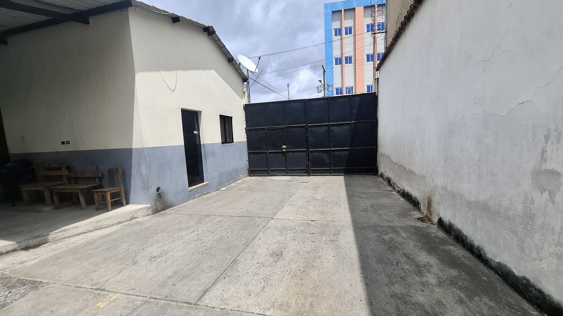 Predio con oficinas 21 calle Zona 1 El Pueblito