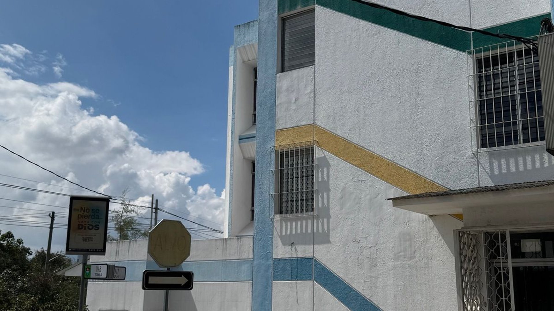 Edificio en Venta / Renta zona 4 - Miniatura 2