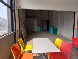 Local Comercial en Renta Plaza Inter Lago - 4