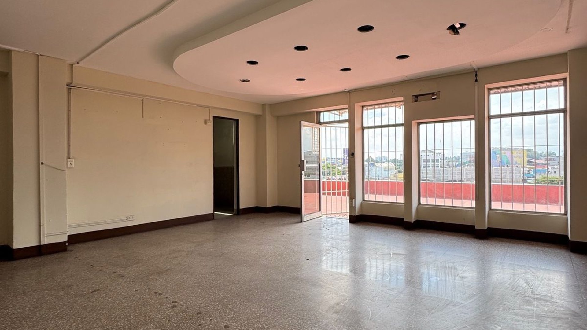 Edificio en Venta / Renta zona 4 - Miniatura 6