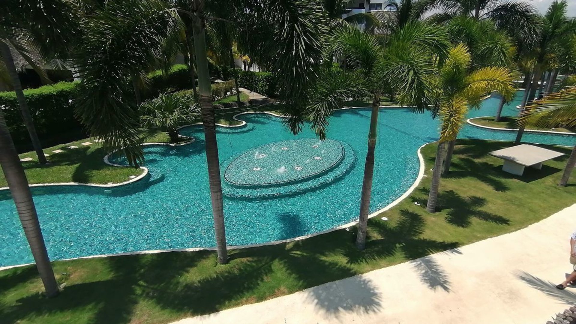 Vendo terreno en condominio en Monterrico  US$69,562.24 + Impuestos