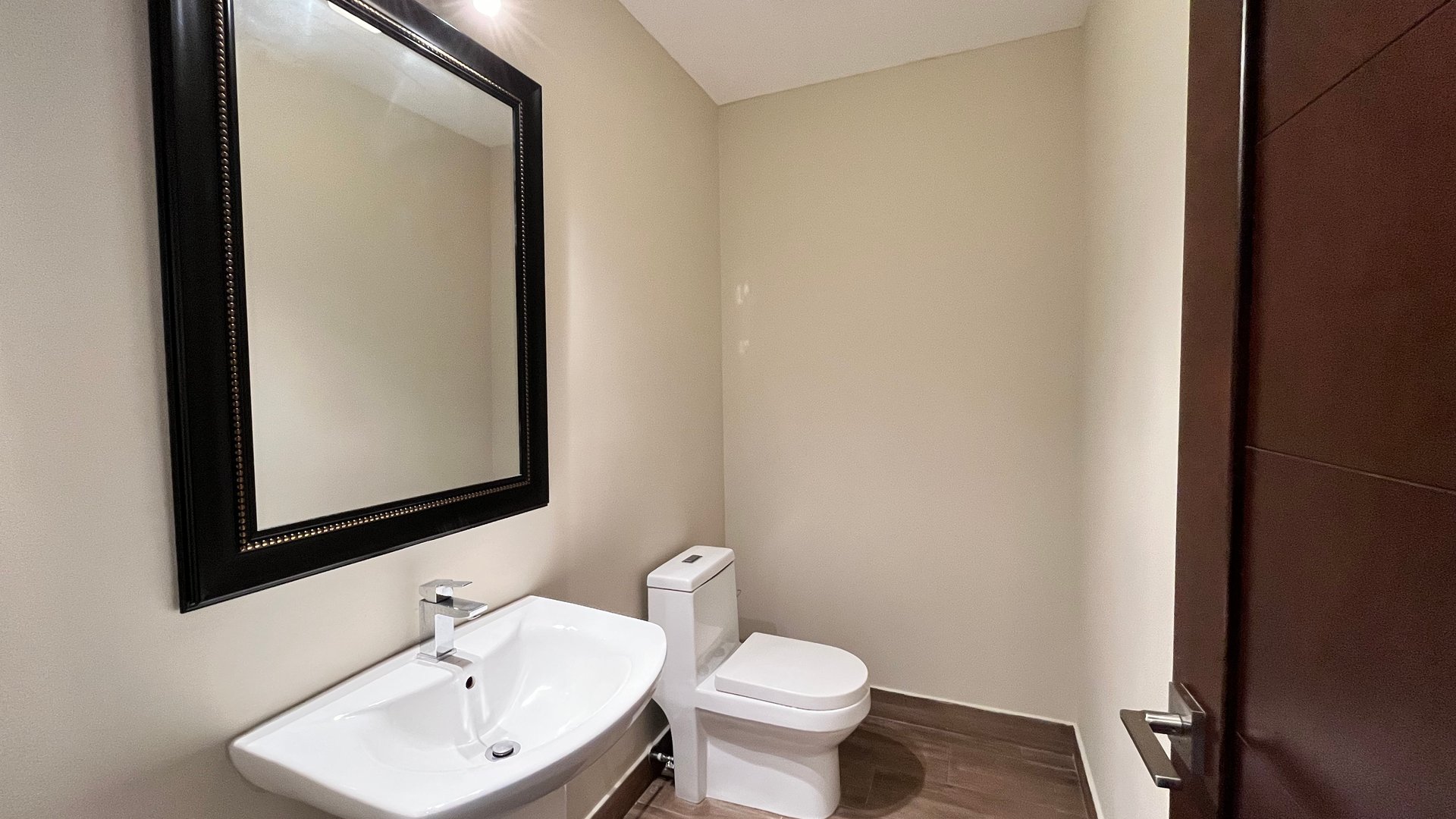 Apartamento en Alquiler, Edificio Cupertino, Muxbal - Final 20 calle - Miniatura 25