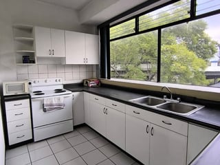 Apartamento amueblado 2 hab. en Zona 4, 5° Nivel, sector IGA | 4 G.N. - 2