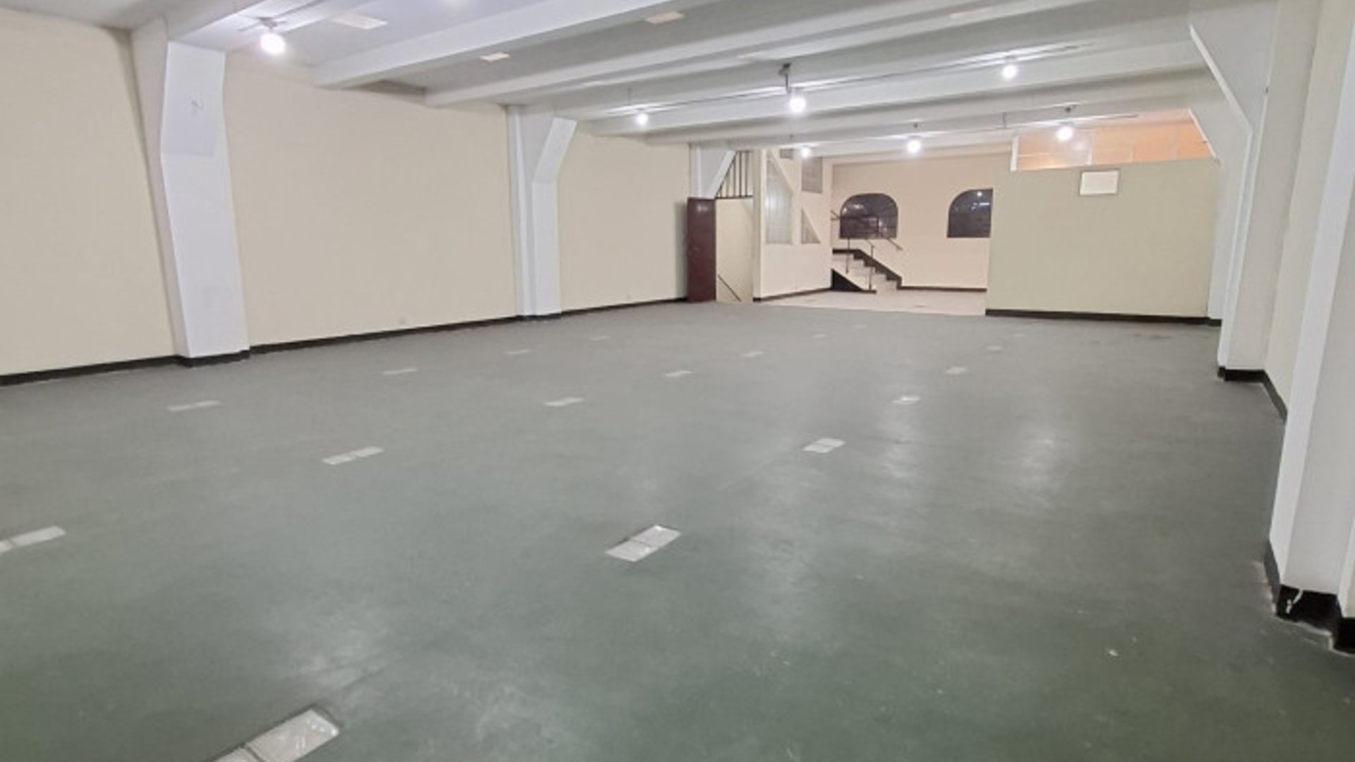 Casa en Renta con Uso Comercial en Zona 7 Guatemala - Miniatura 8