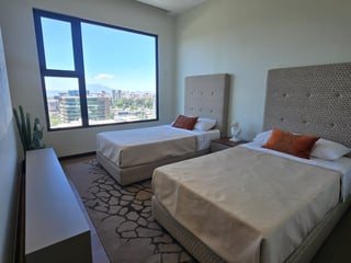 Lujosos Apartamentos en Zona 10 en Santa Sofia - Image 6