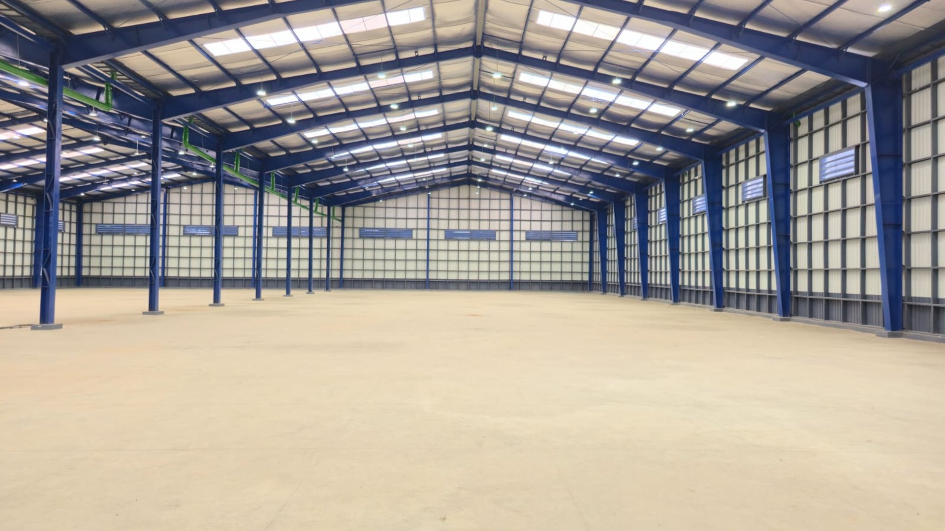 Warehouse for Rent in San Cristobal, Guatemala - 1500 m² - $10,500 USD