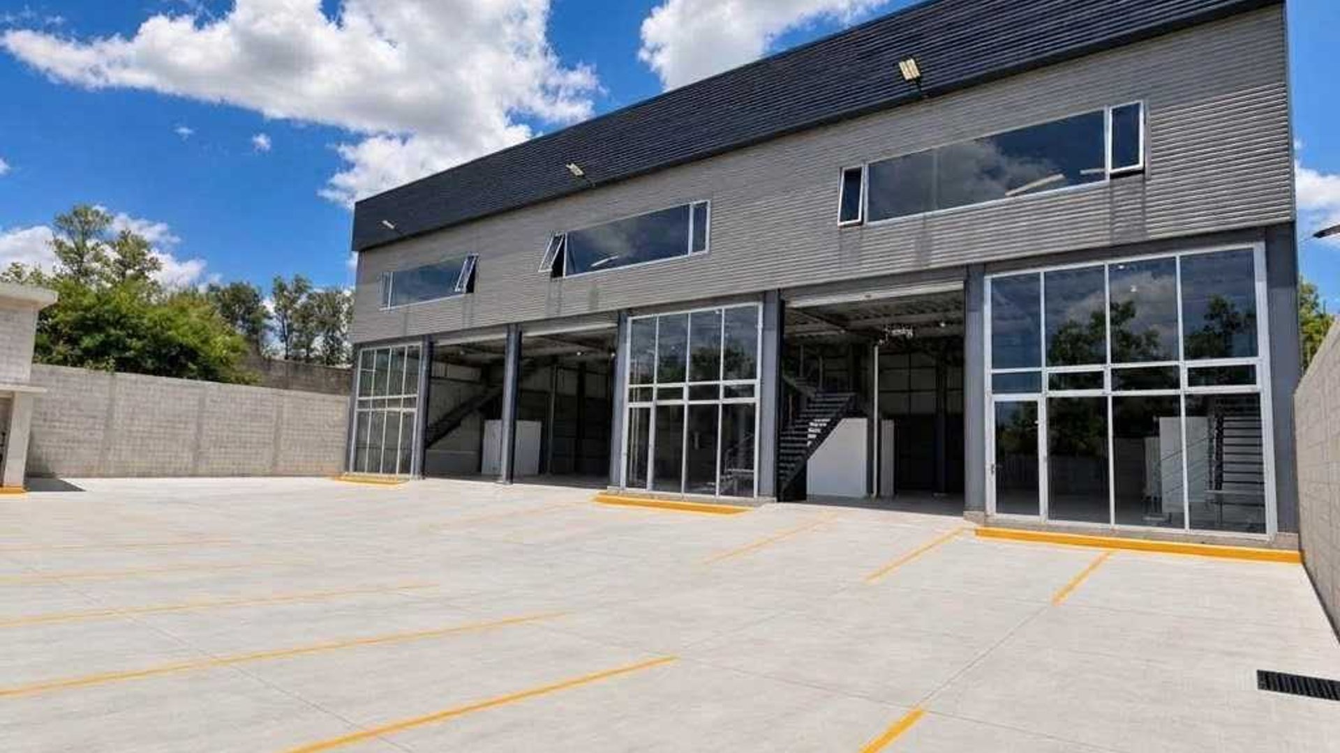 BODEGA INDUSTRIAL NUEVA EN ALQUILER 📍Por Club Mayan Golf, Villa Nueva