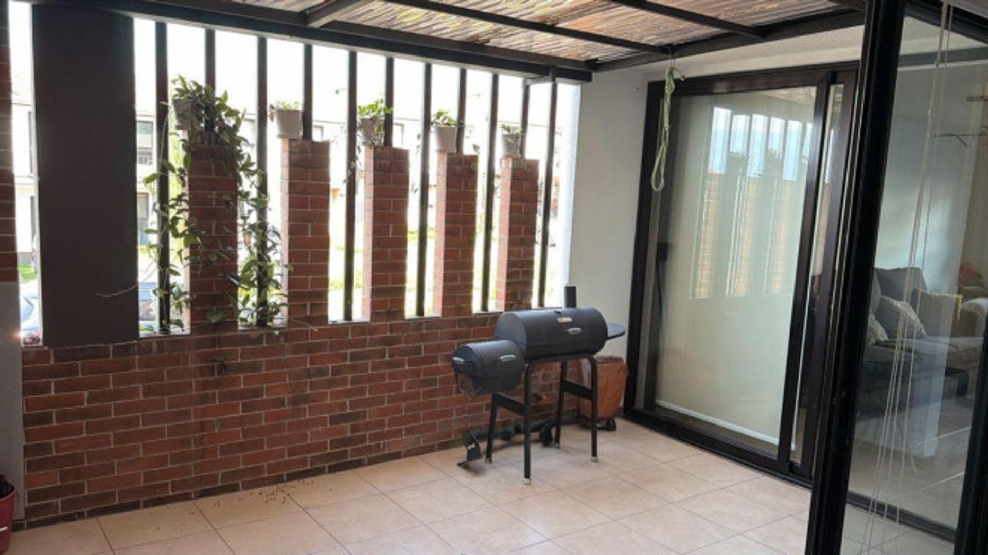 CASA  EN VENTA Y RENTA EN SENDEROS DE COMENDADOR - Miniatura 3