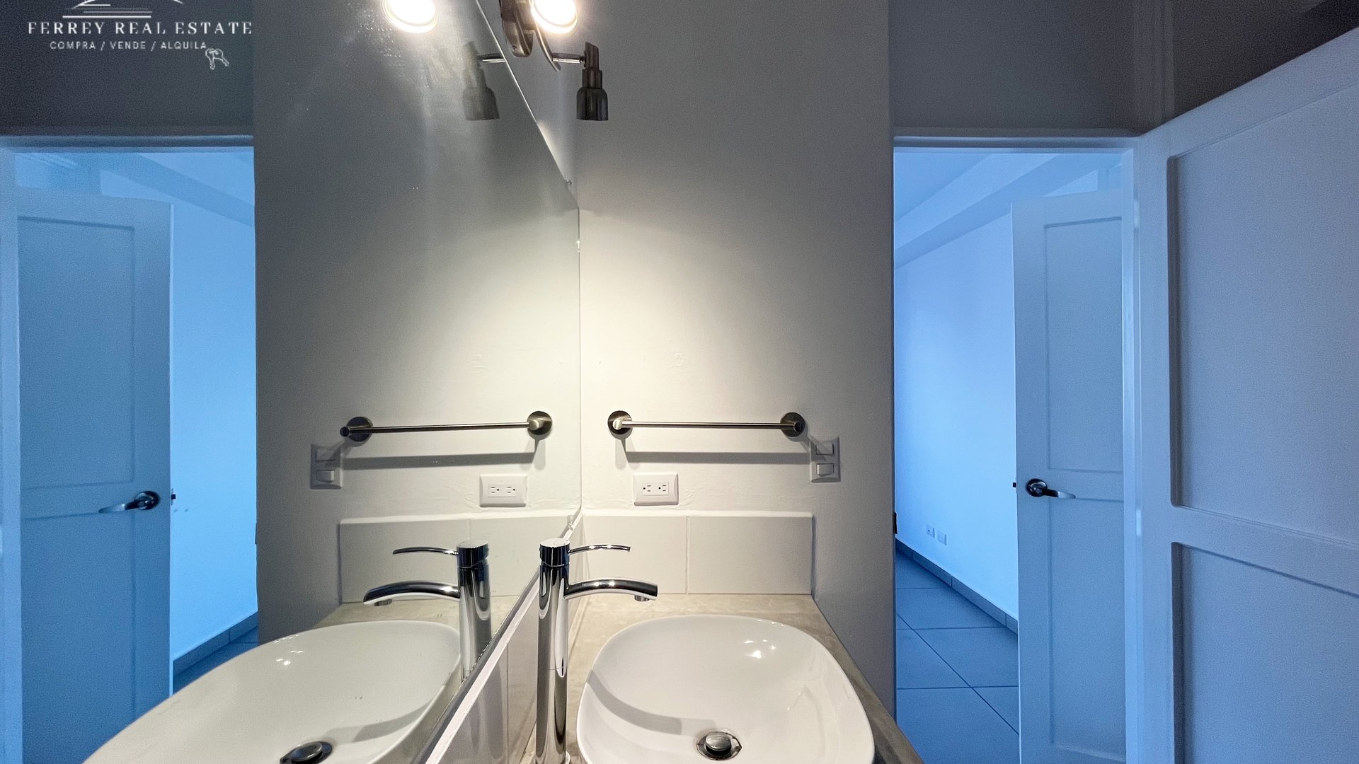 Apartamento en renta, en Zona 10