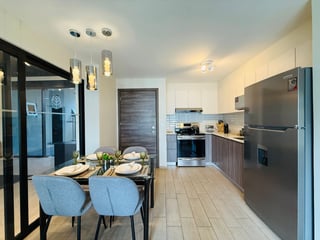 Venta de Apartamento de 3 Dormitorios - Andares 12, Zona 12 - Image 3