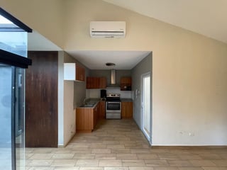 Casa Remodelada en Venta, Arcos de Santa Maria II - 3
