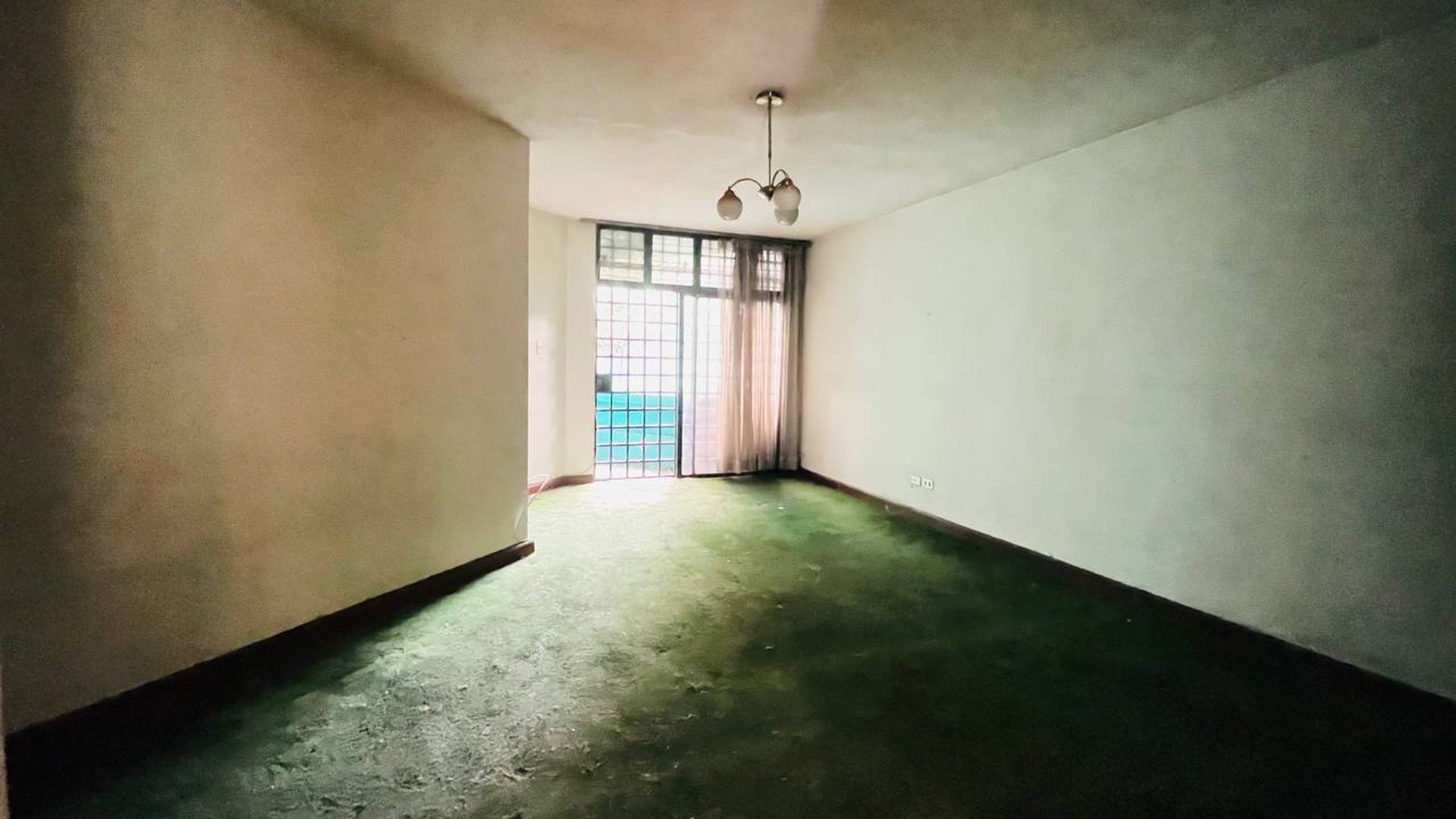 Casa en renta en 3ra avenida zona 2  - Miniatura 32