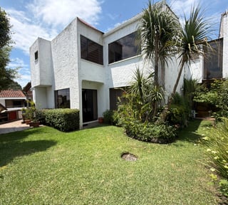Casa en Venta en Condominio Alhambra km 15.8 CAES, de 4 Habitaciónes, con Jardin