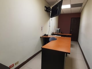 Oficina 848mts. en venta Design zona 10 para inversión - 5