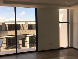 Alquilo apartamento de 2 habitaciones en Edificio O2 km 14.1 - 3