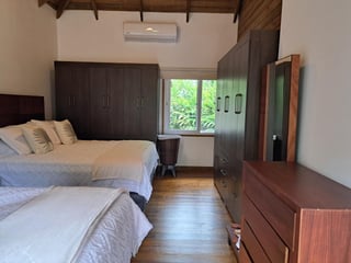 Casa, rancho y bungalows frente al río – Río Dulce - Image 16