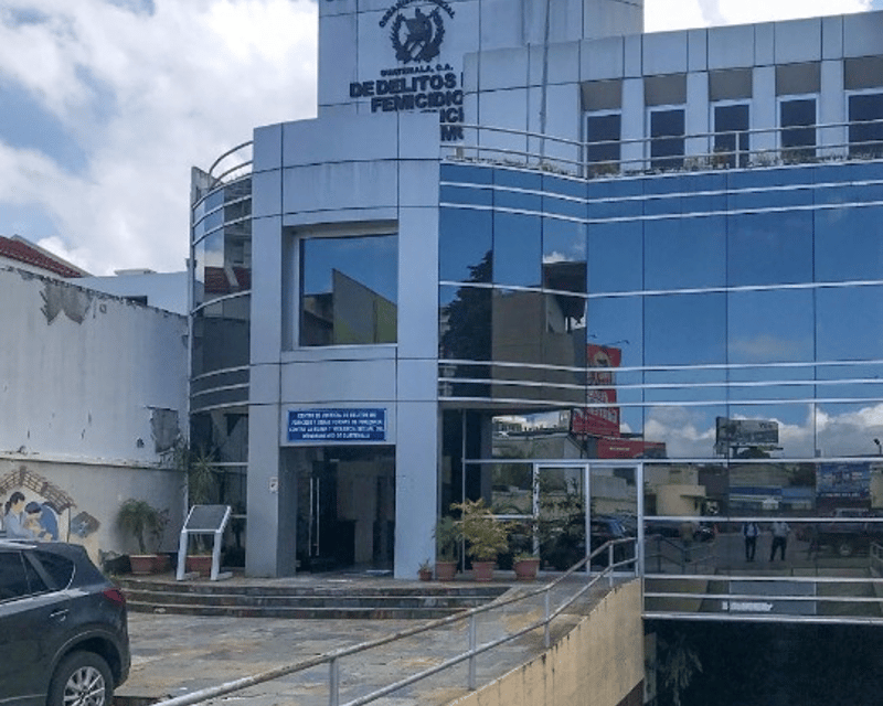 En Venta Edificio Diagonal 6 en Zona 10 para Inversión